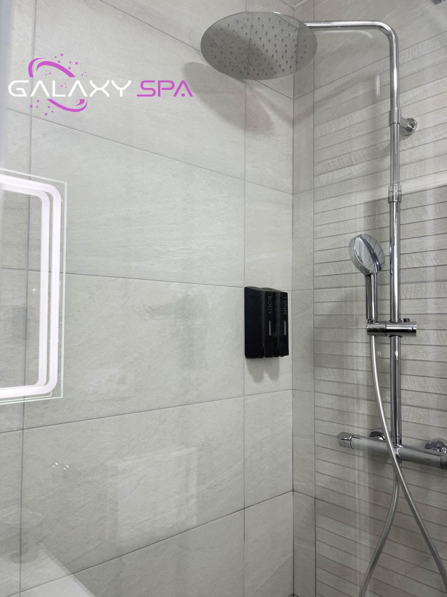 Galaxy Spa - Suite Venus Jacuzzi Et Sauna Privatif Champigneulles Bagian luar foto