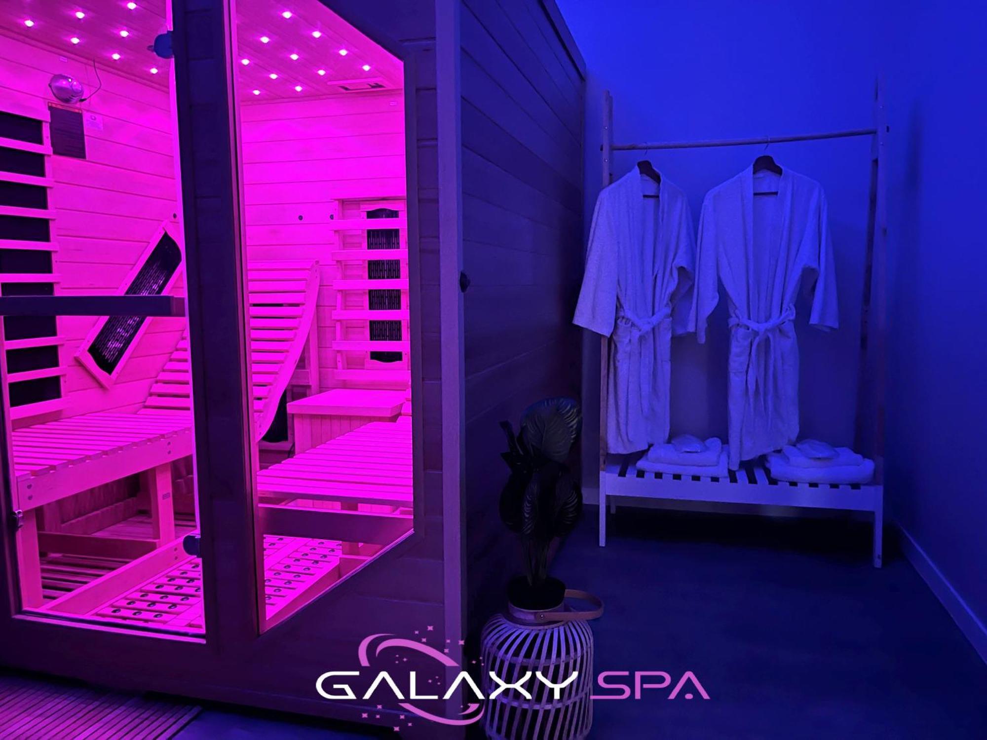 Galaxy Spa - Suite Venus Jacuzzi Et Sauna Privatif Champigneulles Bagian luar foto